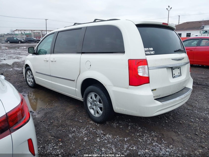 2012 Chrysler Town & Country Touring