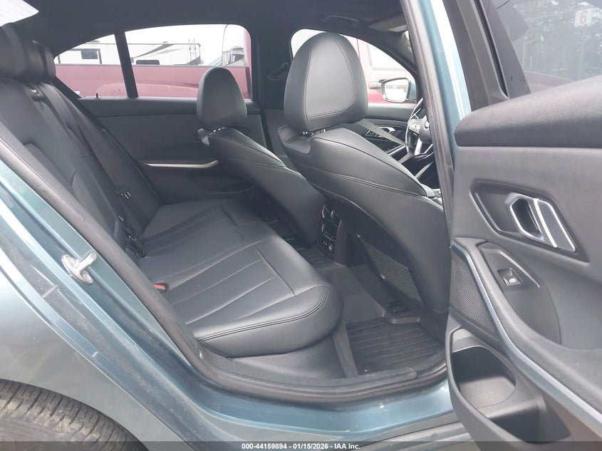 VIN WBA5R1C07LFH39168 2020 BMW 330I