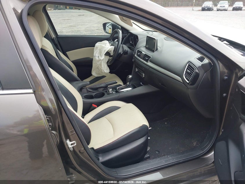 2015 Mazda Mazda3 S Grand Touring