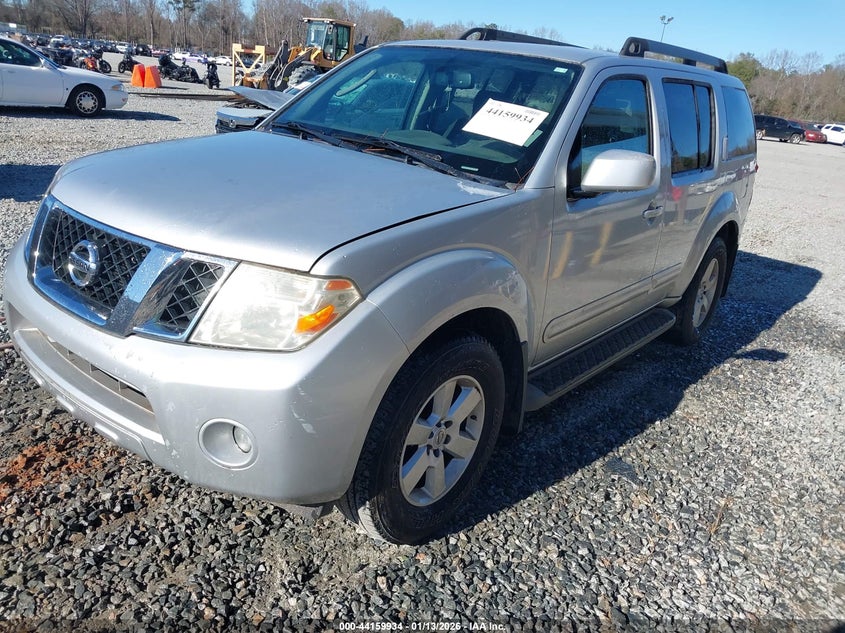 2011 Nissan Pathfinder Sv