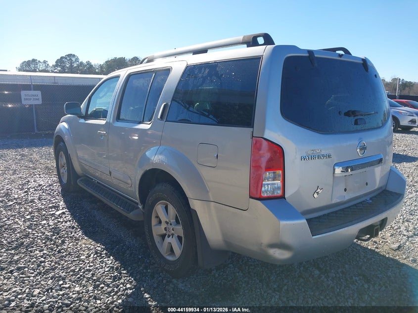 2011 Nissan Pathfinder Sv