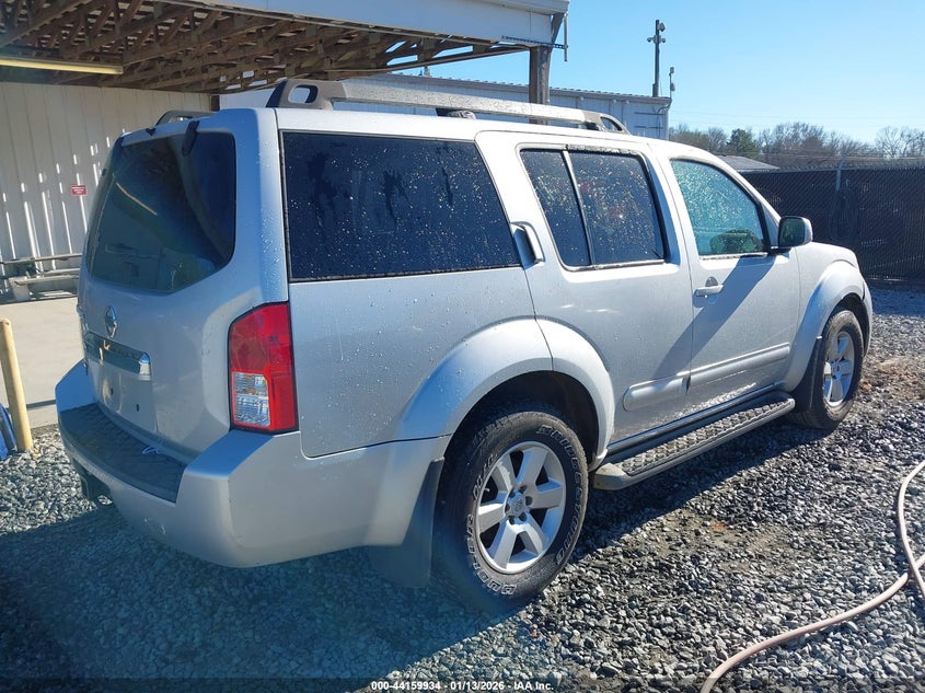 2011 Nissan Pathfinder Sv
