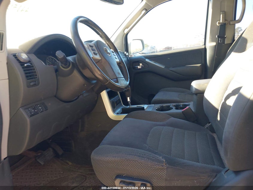 2011 Nissan Pathfinder Sv