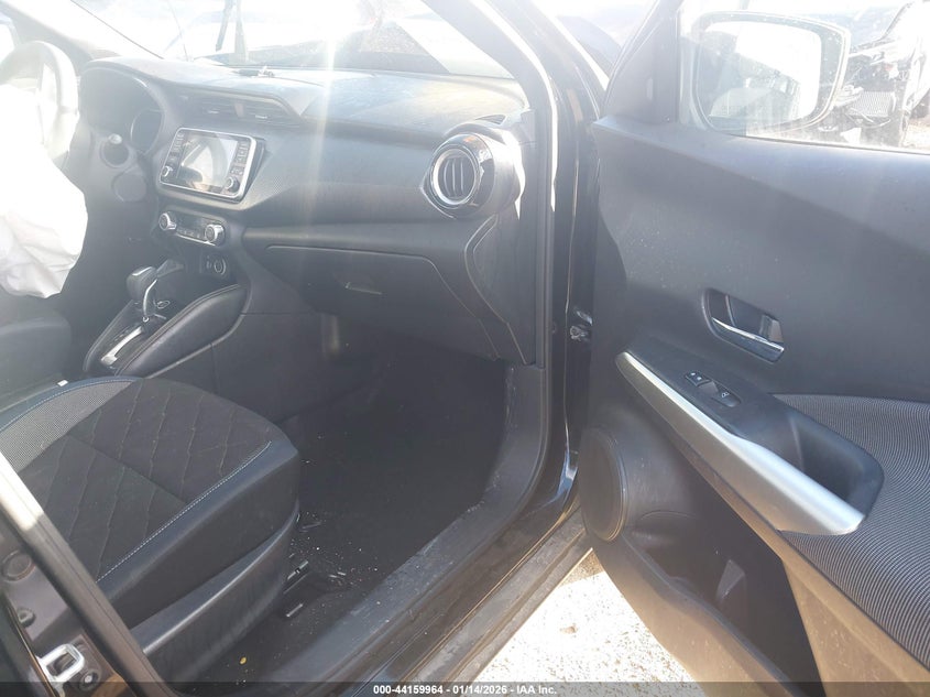 2018 Nissan Kicks Sv