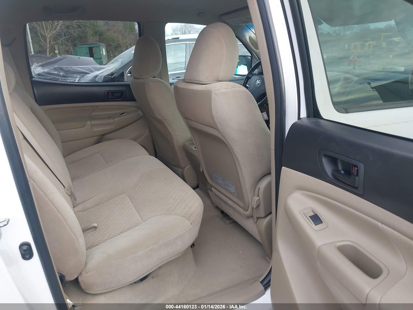 2011 Toyota Tacoma Base V6 VIN: 3TMLU4EN9BM057553 Lot: 44160123