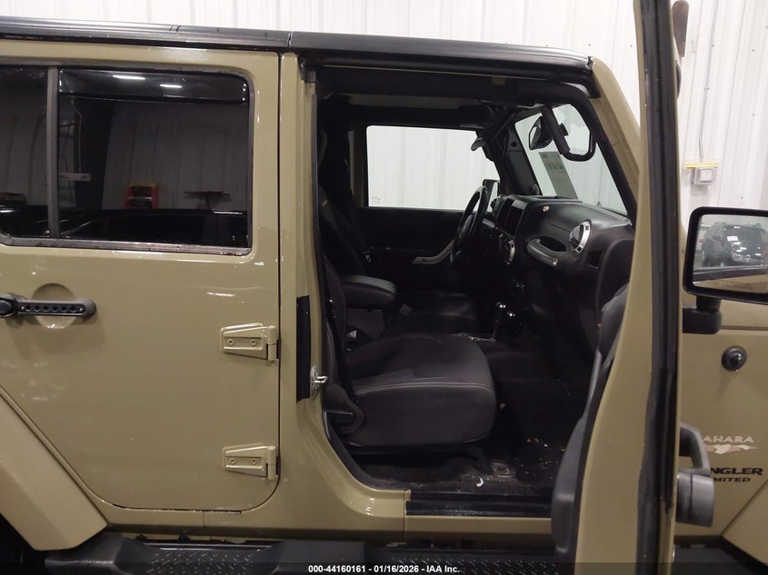 2013 Jeep Wrangler Unlimited Sahara