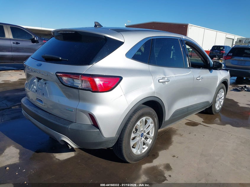 2020 Ford Escape Se