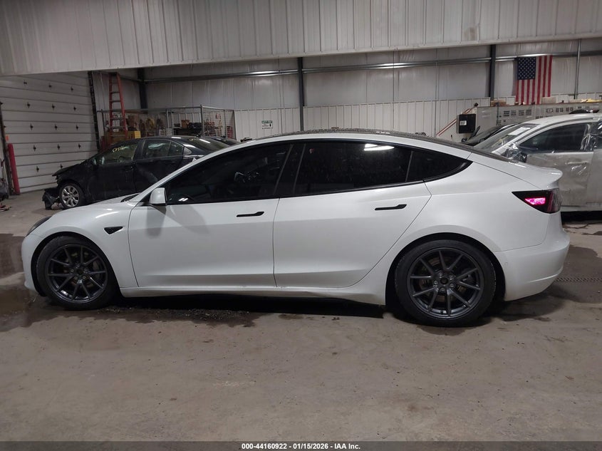 2021 Tesla Model 3 Long Range Dual Motor All-Wheel Drive VIN: 5YJ3E1EB2MF901991 Lot: 44160922