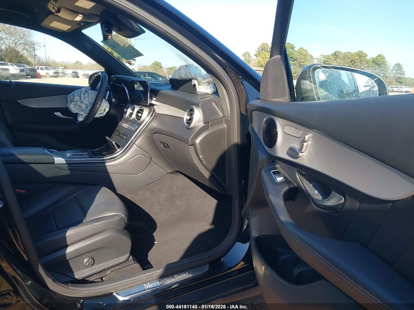 2022 Mercedes-Benz Glc 300 Suv