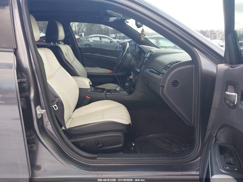 2017 Chrysler 300 300S Awd