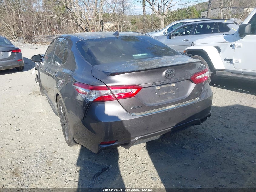2020 Toyota Camry Se