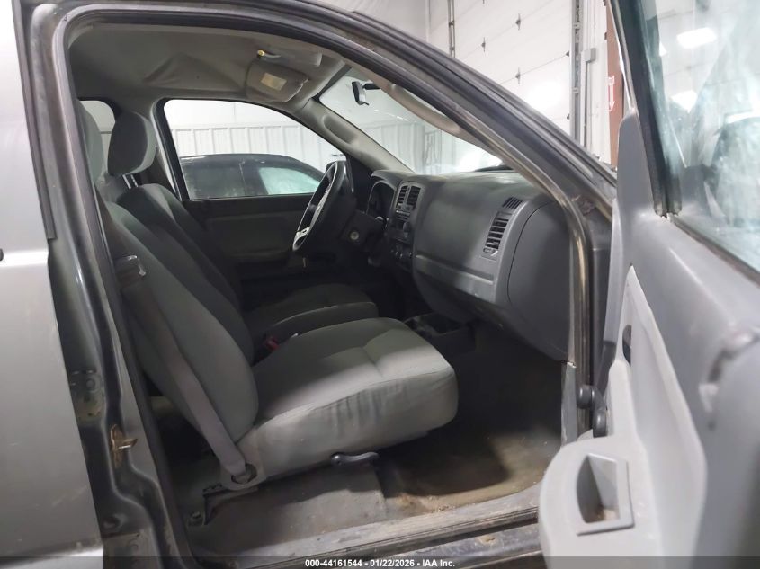 2005 Dodge Dakota St