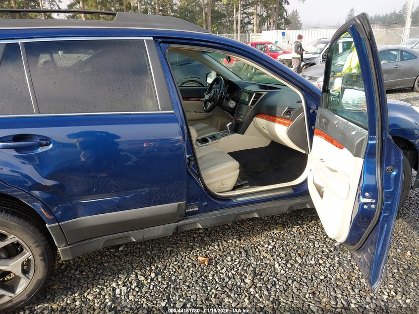2010 Subaru Outback 2.5I Limited