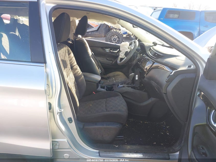 2017 Nissan Rogue Sport Sv