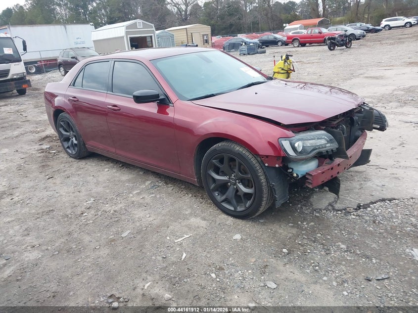 2020 Chrysler 300 Touring
