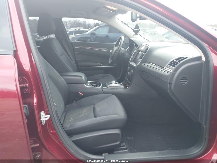 2020 Chrysler 300 Touring