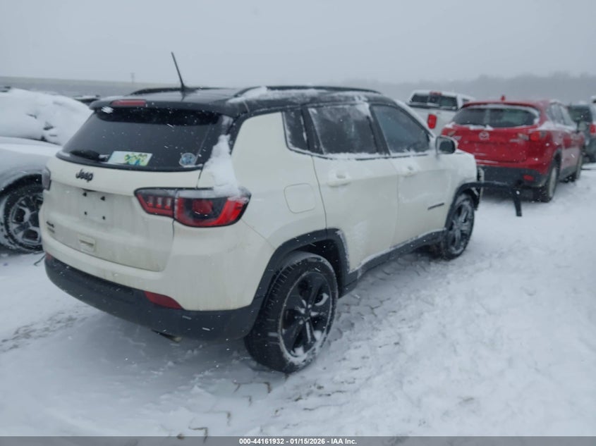 VIN 3C4NJDBB6KT807122 2019 JEEP COMPASS ALTITUDE 4X4