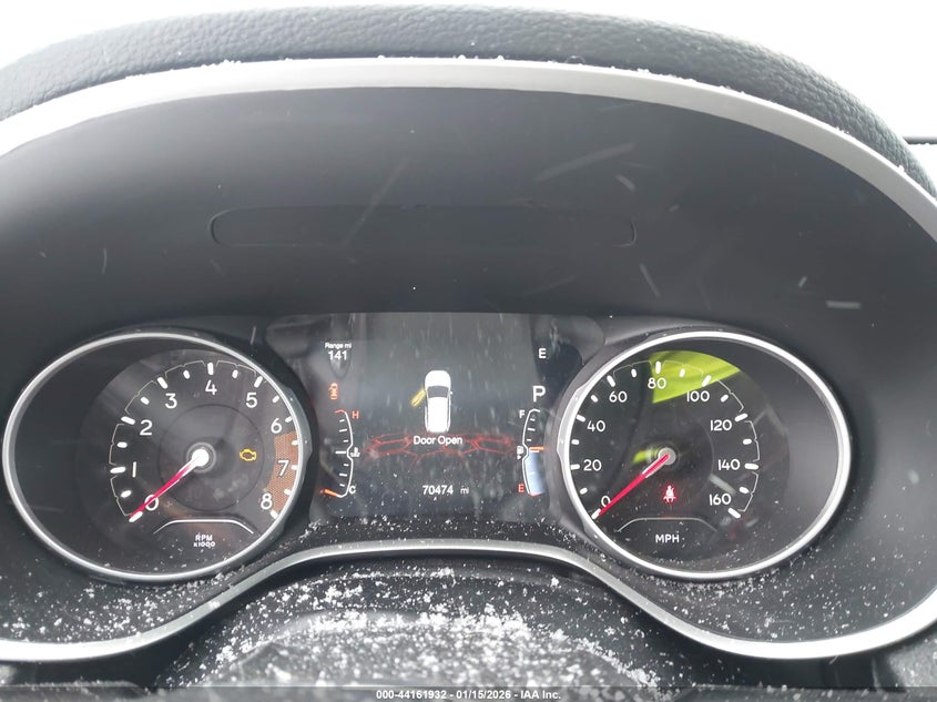 VIN 3C4NJDBB6KT807122 2019 JEEP COMPASS ALTITUDE 4X4