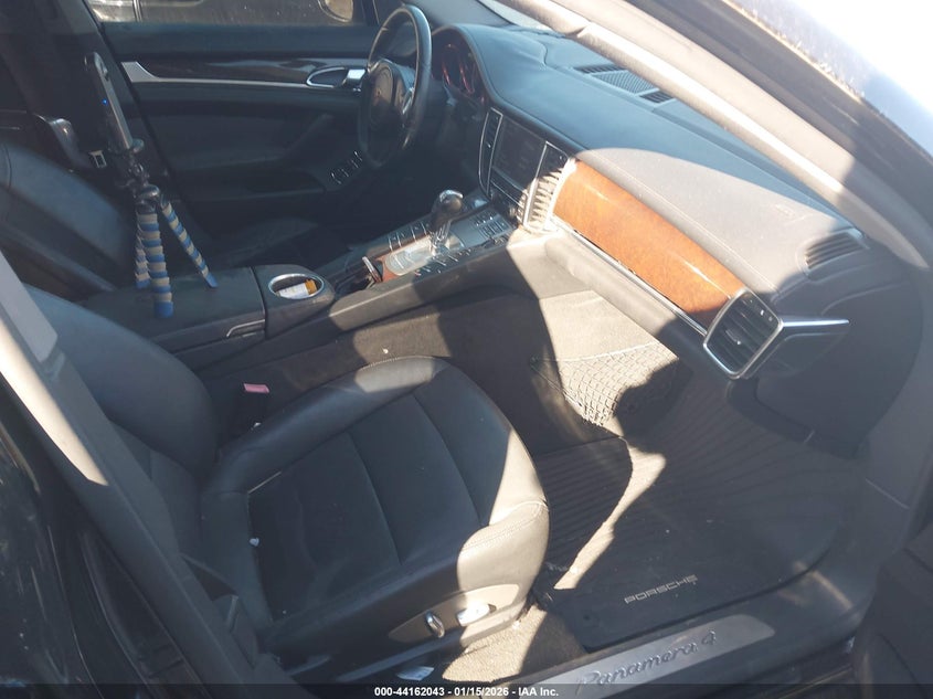 2011 Porsche Panamera 4