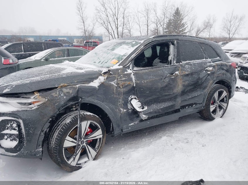 2025 Audi All-New Sq5 Premium Plus Tfsi Quattro S Tronic VIN: WA125AGU2S2111529 Lot: 44162184