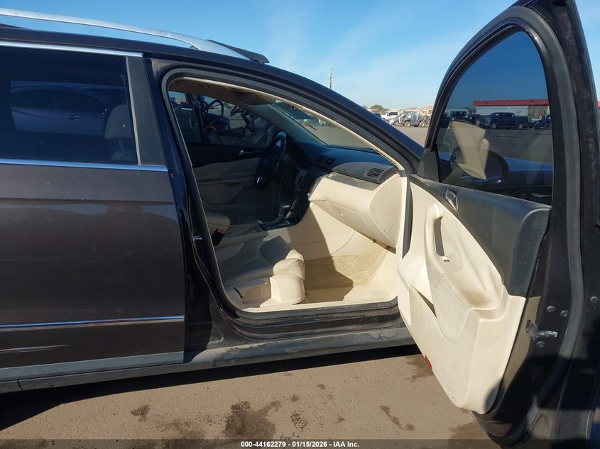 2010 Volkswagen Passat Komfort