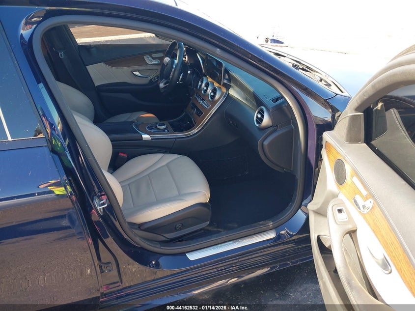 2020 Mercedes-Benz C 300