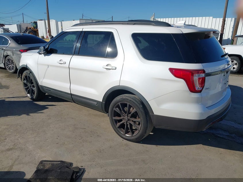 2017 Ford Explorer Xlt