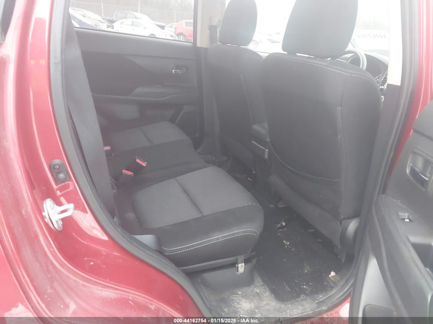 VIN JA4AD2A39JZ004522 2018 MITSUBISHI OUTLANDER ES