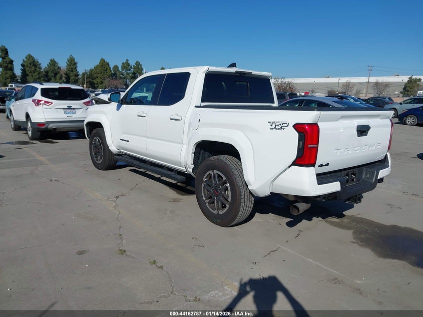 2024 TOYOTA TACOMA 2.4L I-4 DI, DOHC, V(VIN: 3TMLB5JN3RM003578