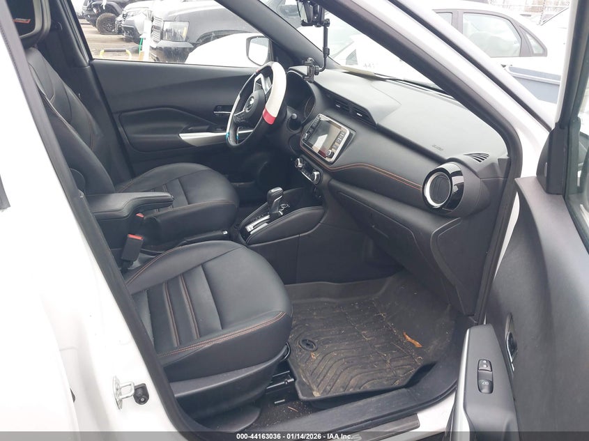 2020 Nissan Kicks Sr Xtronic Cvt