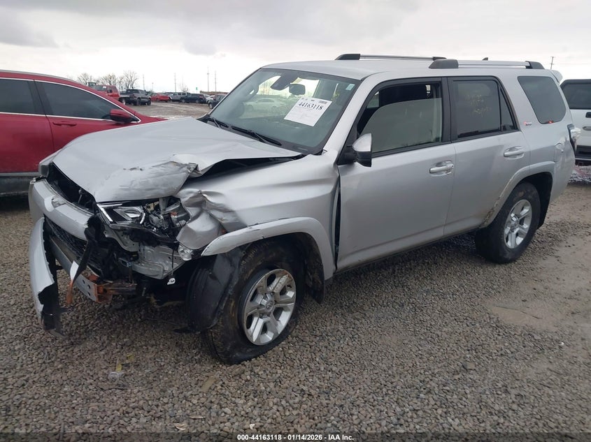 Vin: jtemu5jr6p6146387, lot: 44659064, toyota 4runner sr5 20232
