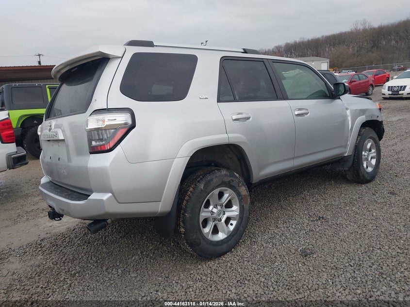 Vin: jtemu5jr6p6146387, lot: 44659064, toyota 4runner sr5 20234