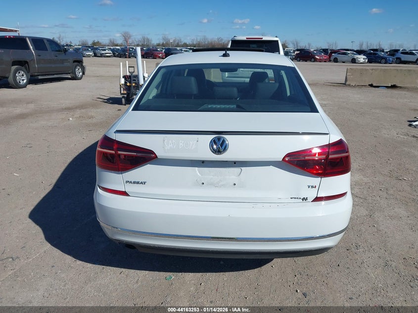 2019 Volkswagen Passat 2.0T Wolfsburg Edition VIN: 1VWLA7A3XKC010058 Lot: 44163253