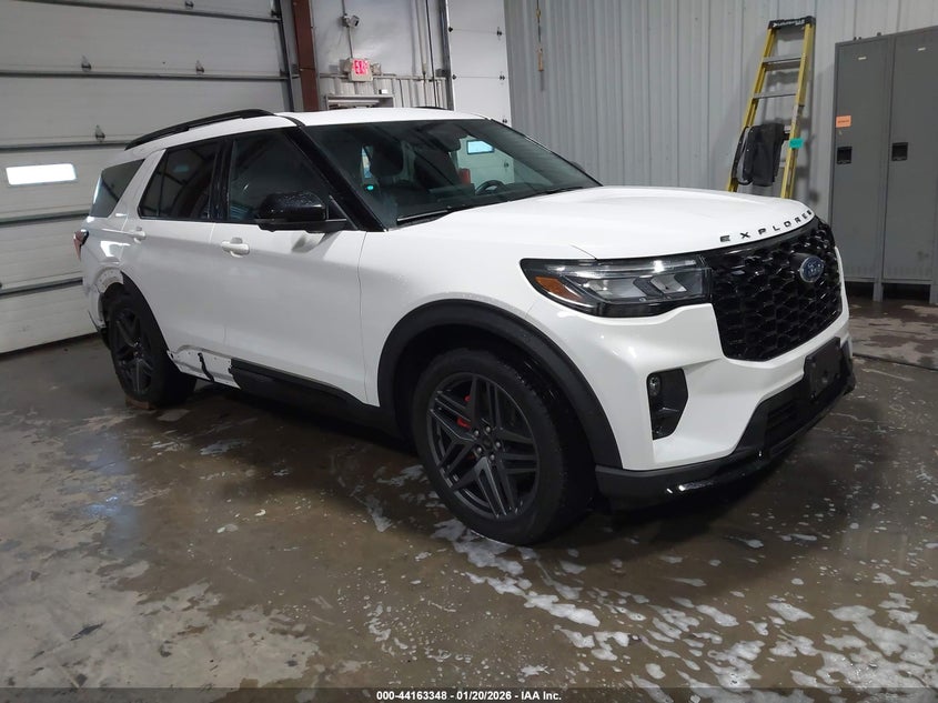 2025 Ford Explorer St