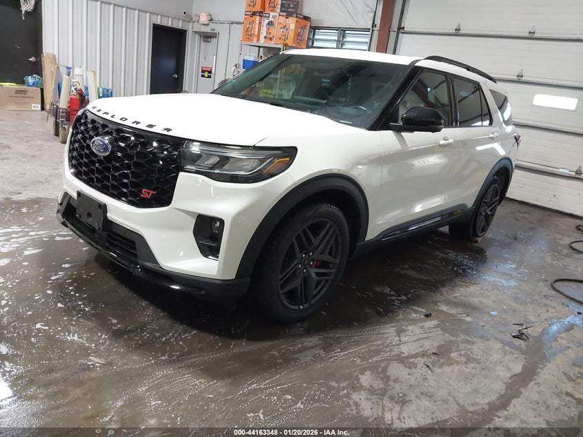 2025 Ford Explorer St