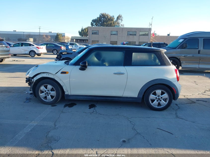 2015 Mini Hardtop Cooper VIN: WMWXM5C55F3A59110 Lot: 44163417
