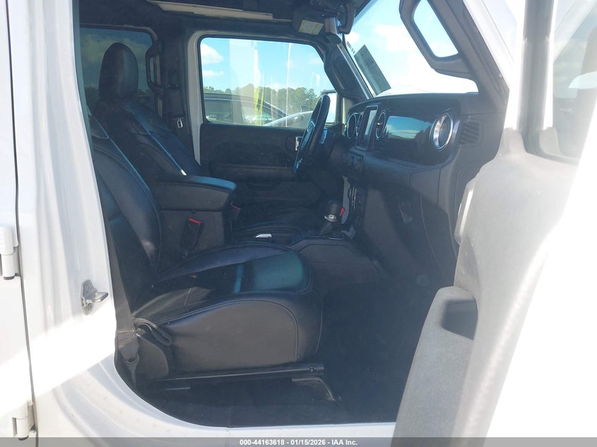 2021 Jeep Wrangler Unlimited Sahara Altitude 4X4