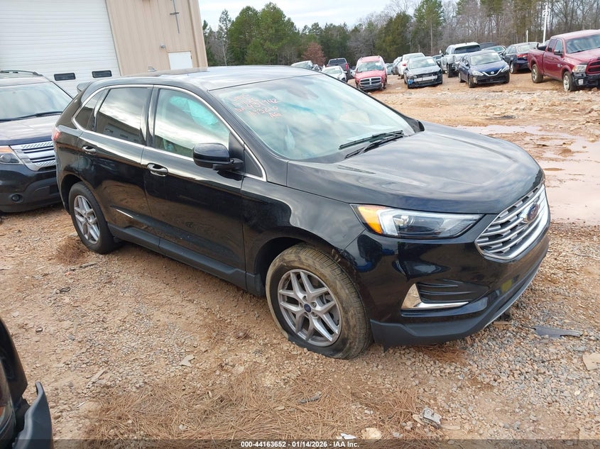 2022 Ford Edge Sel
