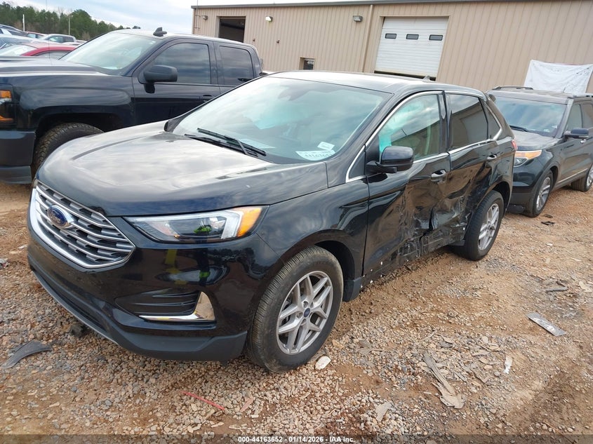 2022 Ford Edge Sel