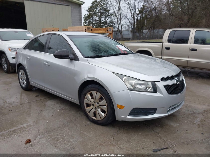 2012 CHEVROLET CRUZE auction photo 1