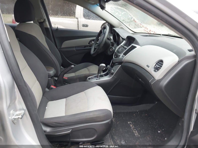 2012 CHEVROLET CRUZE auction photo 5