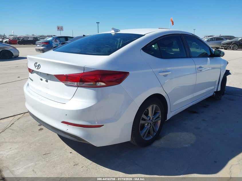 2018 Hyundai Elantra Sel