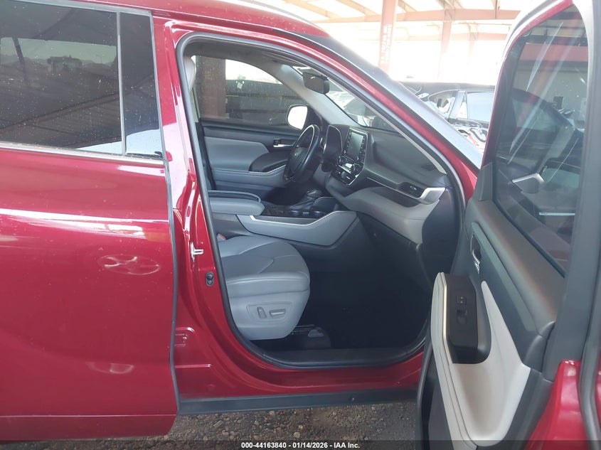 2021 Toyota Highlander Xle