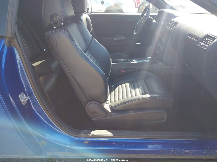 2012 Dodge Challenger Sxt