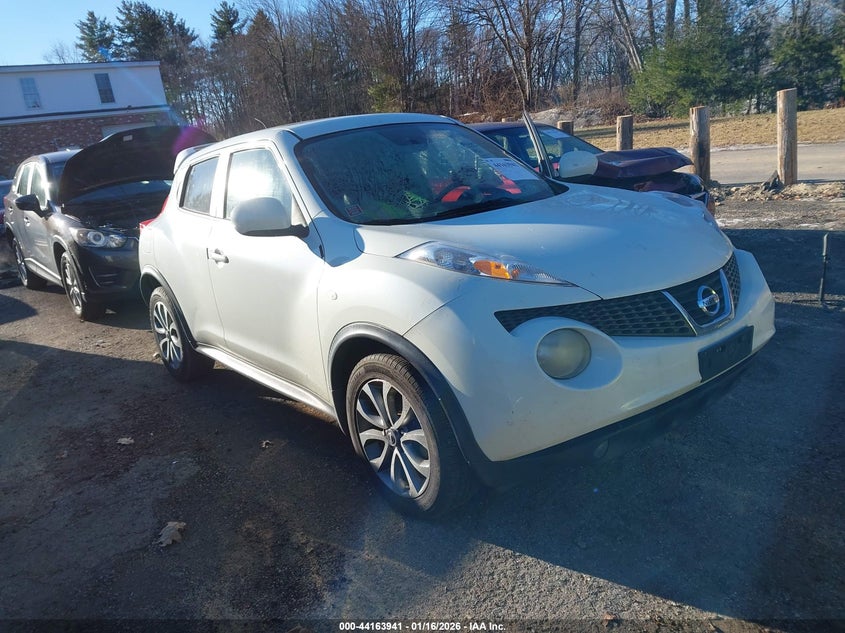 NISSAN JUKE 2011. Lot# 44163941. VIN JN8AF5MR9BT015515. Photo 1