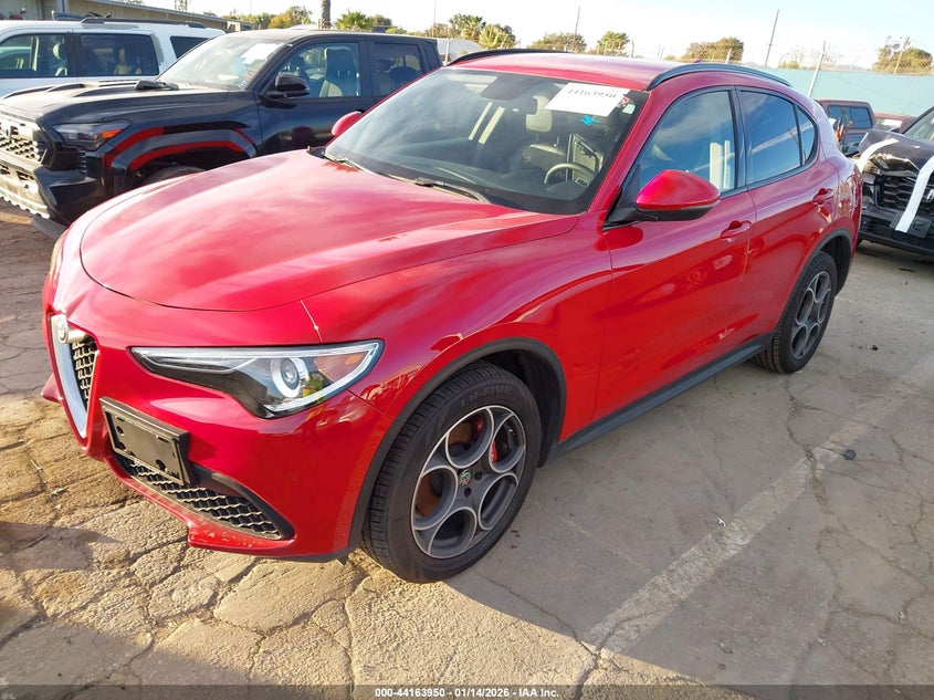 2019 Alfa Romeo Stelvio Sport Awd