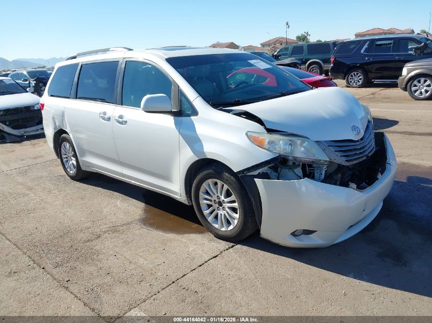 2015 Toyota Sienna