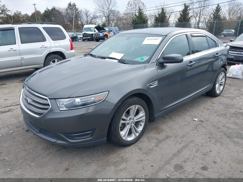 2019 Ford Taurus Sel