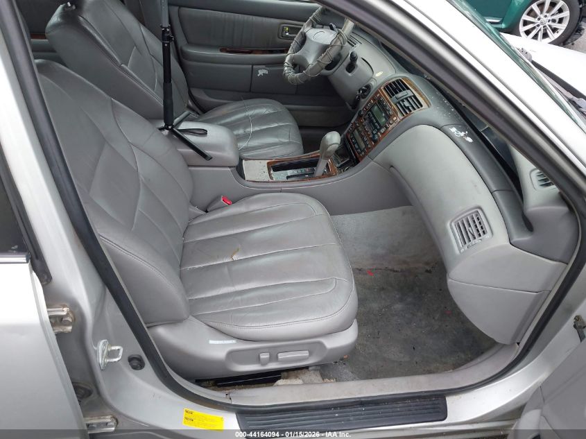 2001 Toyota Avalon Xls