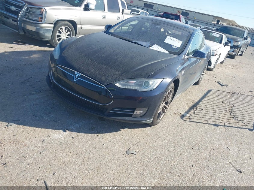 2014 Tesla Model S P85